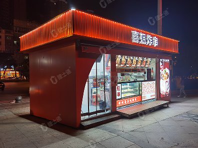捷士通生產(chǎn)的炸串商亭售賣亭是一個(gè)尺寸為3乘6米的商業(yè)設(shè)施，專門用于銷售炸